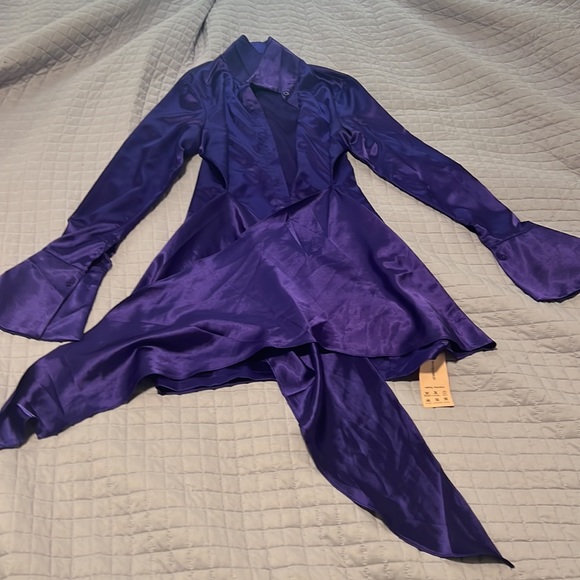 Women’s purple long sleeve, v neck, bodycon, satin wrap mini dress- never worn - Picture 7 of 12